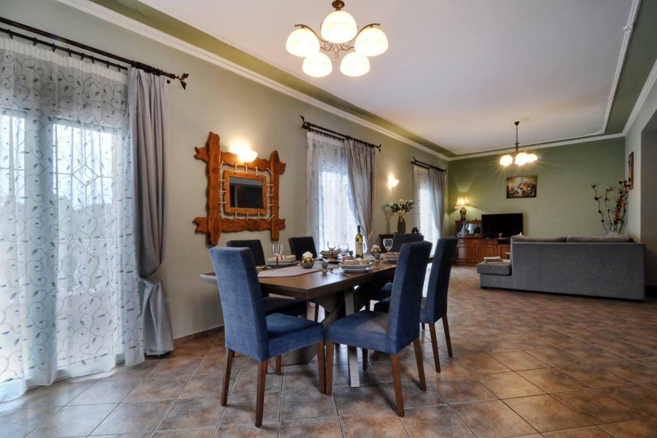 Angela Pool Apartments آغيوس غيوريوس باغون المظهر الخارجي الصورة