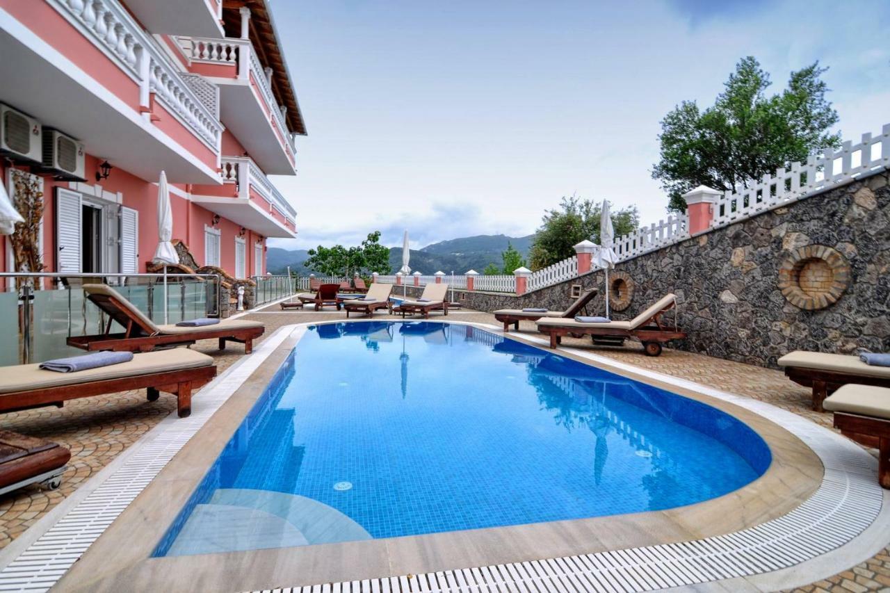 Angela Pool Apartments آغيوس غيوريوس باغون المظهر الخارجي الصورة