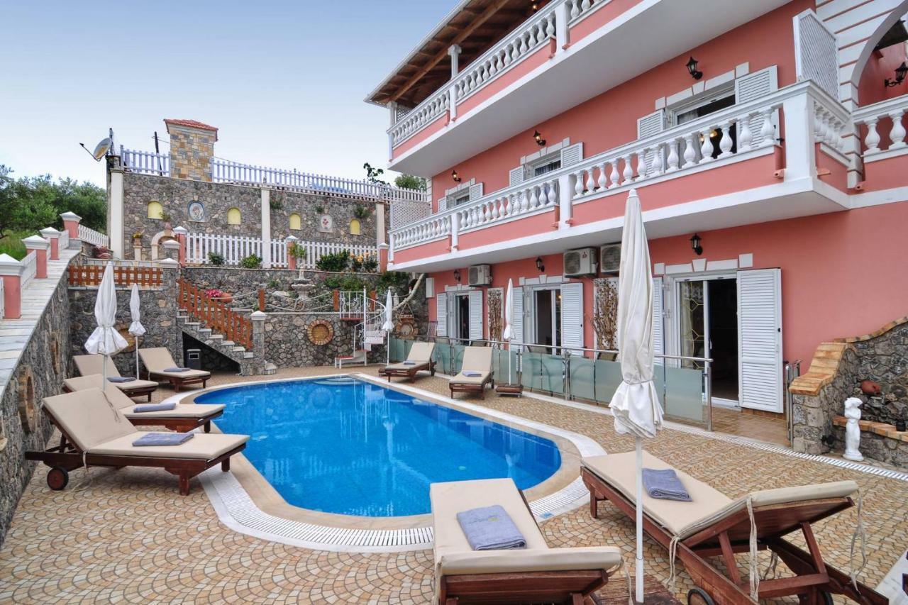 Angela Pool Apartments آغيوس غيوريوس باغون المظهر الخارجي الصورة