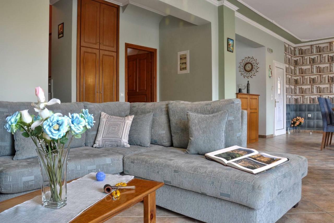 Angela Pool Apartments آغيوس غيوريوس باغون المظهر الخارجي الصورة